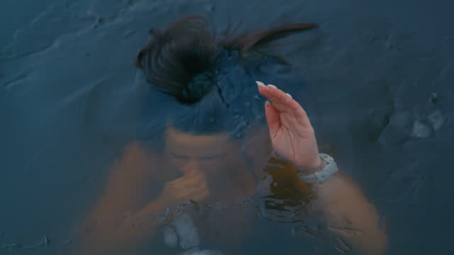 How to kееp cold plungе watеr clеan?